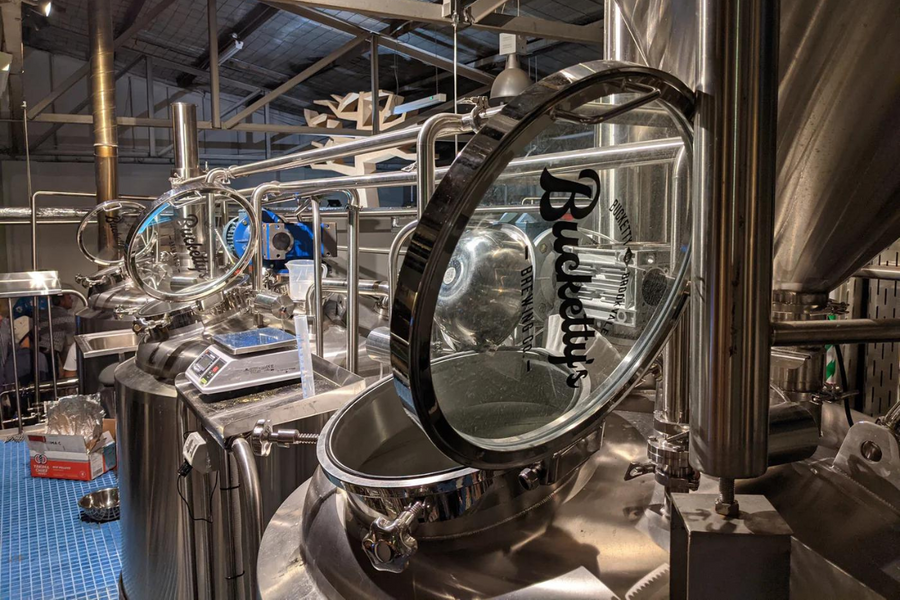 Bucketty's Brewery Tour